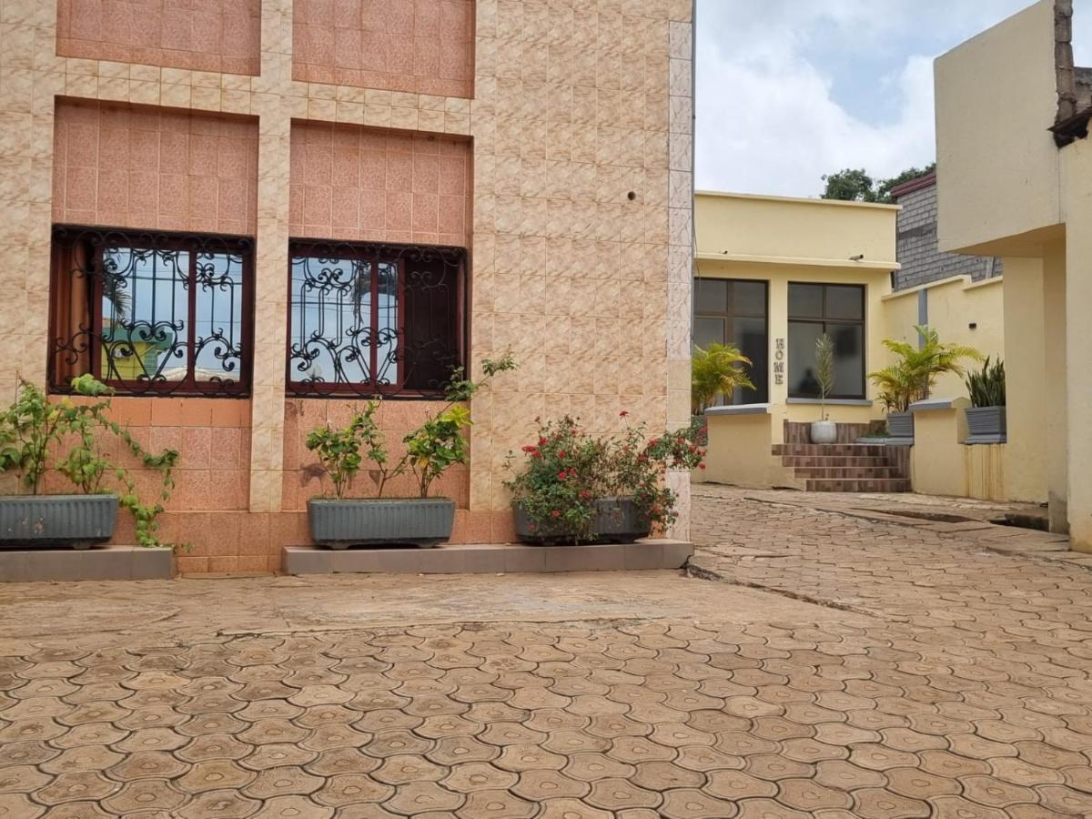 Appart Hotel Mireille ياوندي المظهر الخارجي الصورة