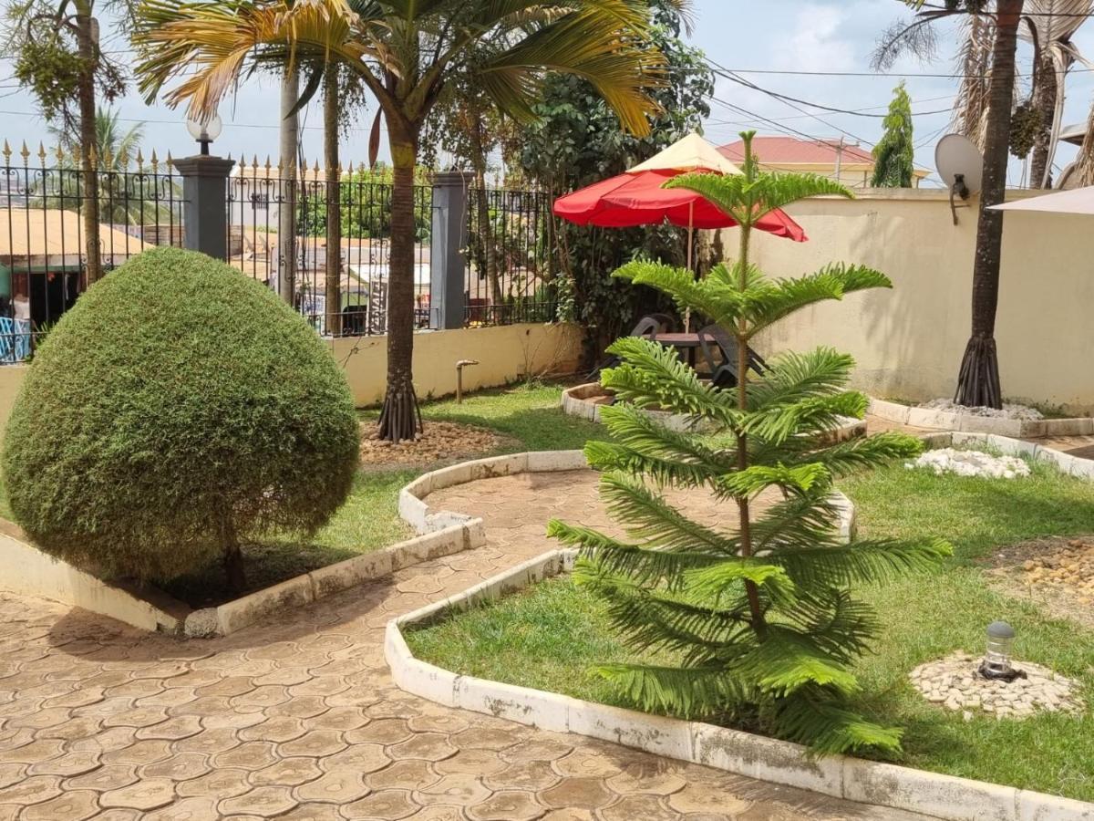 Appart Hotel Mireille ياوندي المظهر الخارجي الصورة