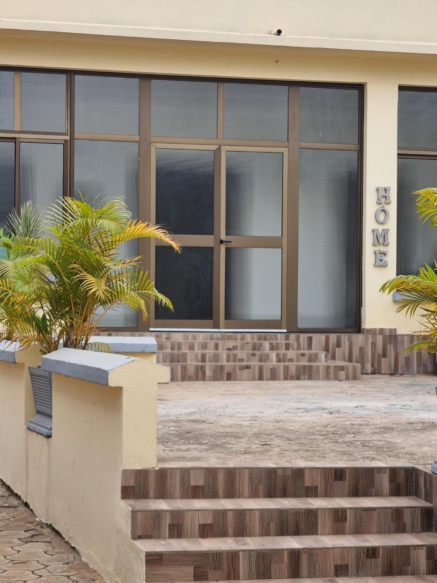 Appart Hotel Mireille ياوندي المظهر الخارجي الصورة