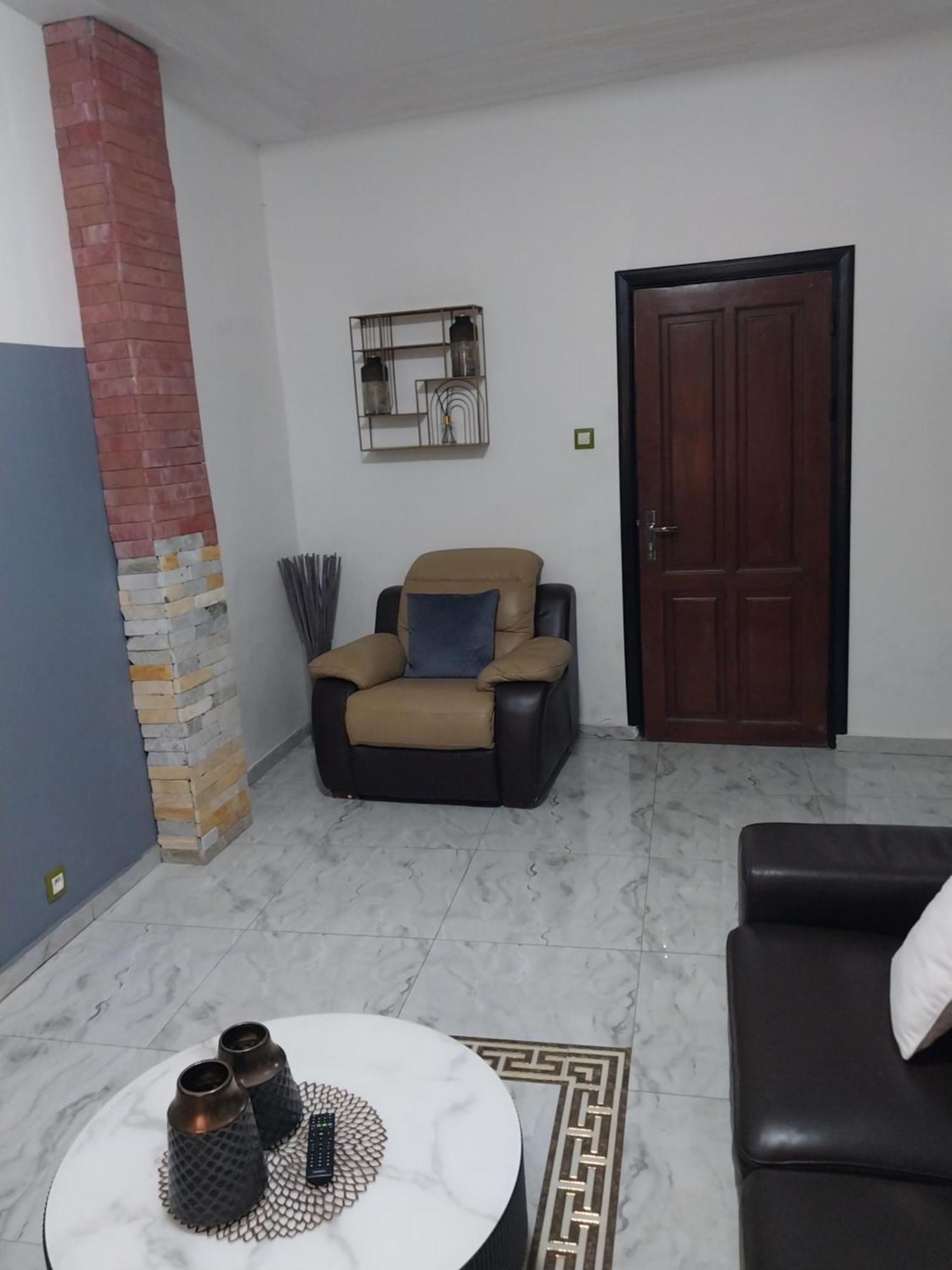 Appart Hotel Mireille ياوندي المظهر الخارجي الصورة